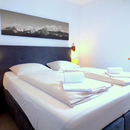 Chaletdorf Am Sonnenhang Neukirchen am Grossvenediger Luaran gambar
